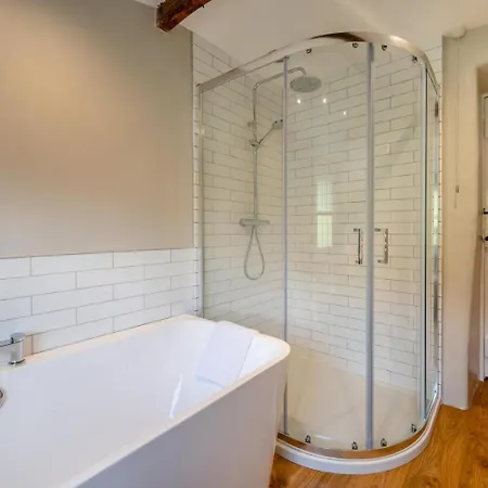 Dom wakacyjny 5 Bed In Sz270