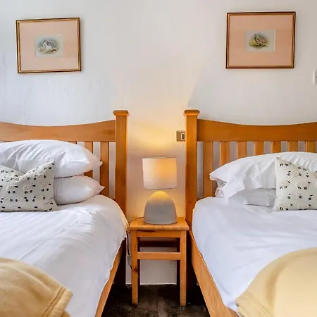 Сasa de vacaciones 5 Bed In Sz270