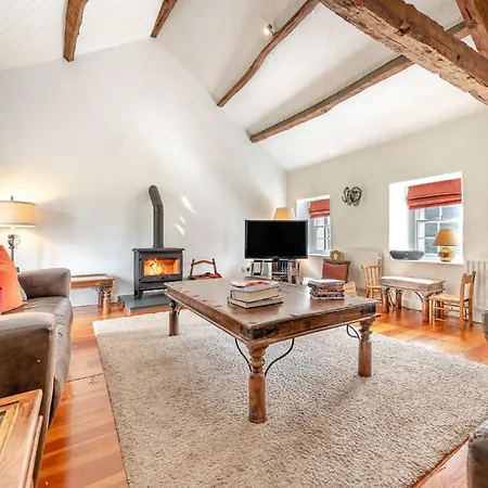 5 Bed In Sz270 Сasa de vacaciones *