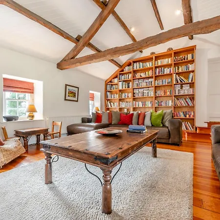5 Bed In Sz270 Сasa de vacaciones *